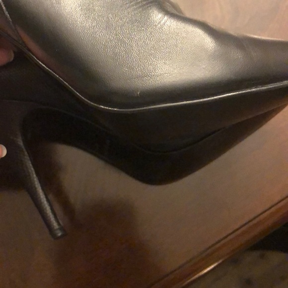 Sexy Black Stiletto Boots - Picture 9 of 13